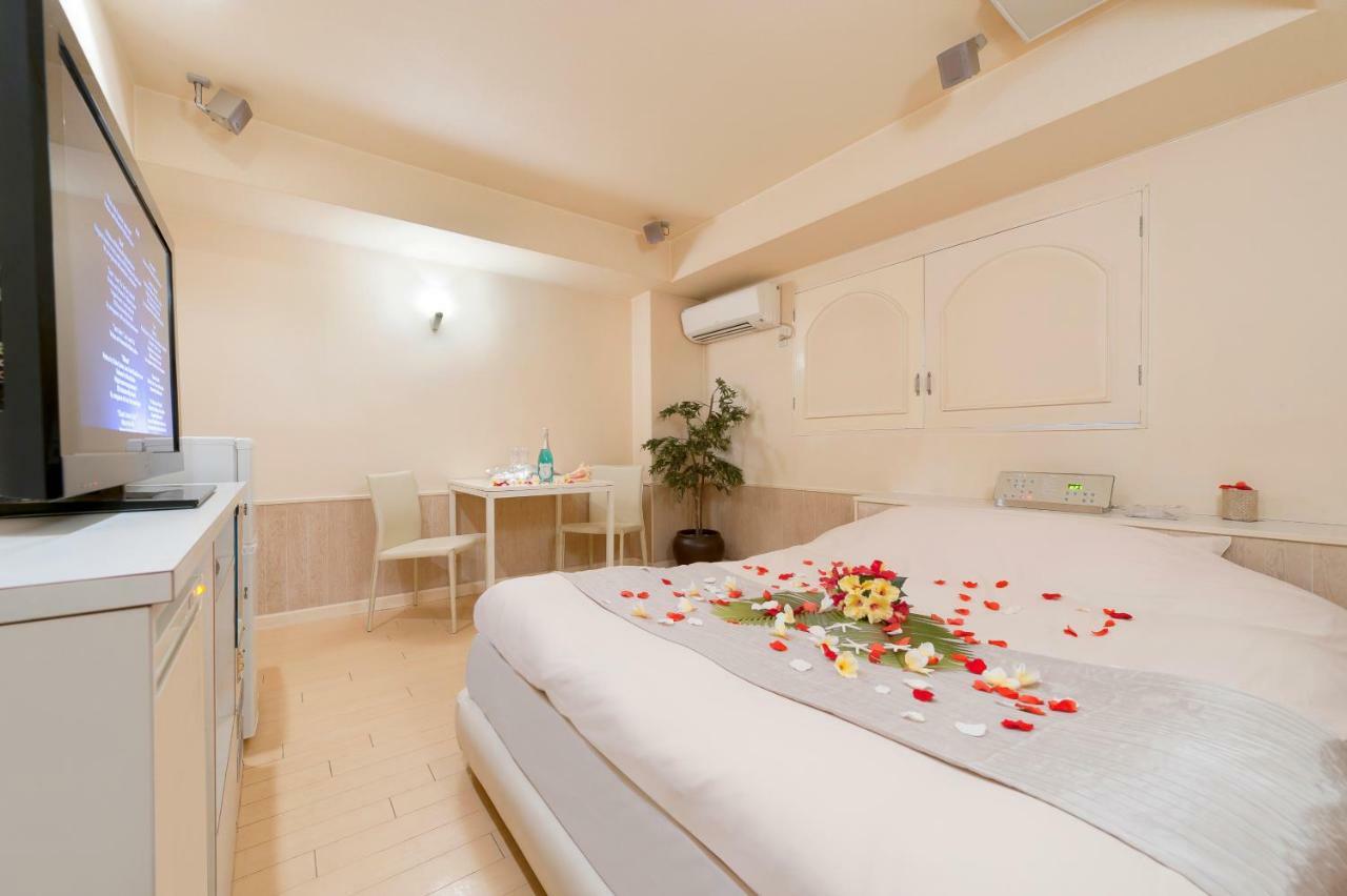 Hotel Monica Hayama (Adults Only) Екстер'єр фото